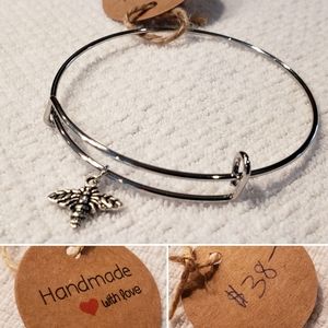 🆕️🐝 Bee Charm Bracelet -Designed in Chicago